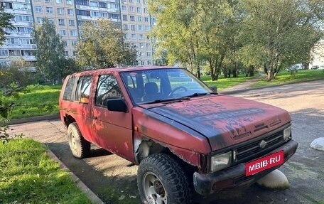 Nissan Terrano II рестайлинг, 1992 год, 100 000 рублей, 8 фотография