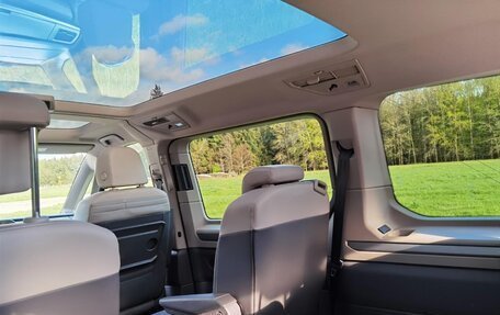 Volkswagen Multivan, 2022 год, 5 411 000 рублей, 26 фотография