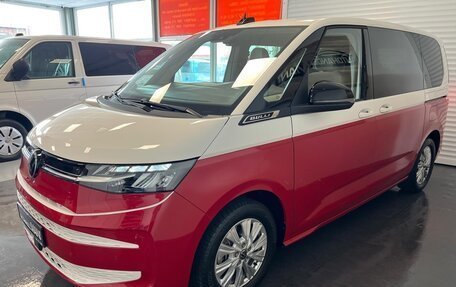 Volkswagen Multivan, 2022 год, 5 500 000 рублей, 3 фотография