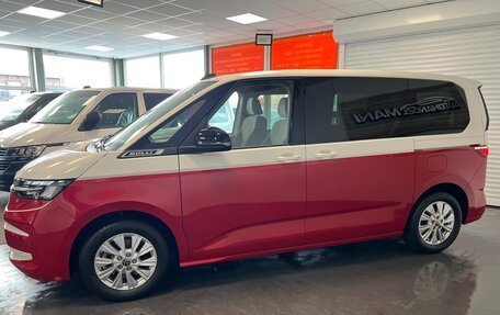 Volkswagen Multivan, 2022 год, 5 500 000 рублей, 2 фотография
