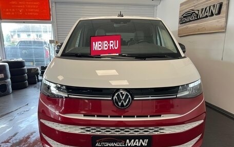 Volkswagen Multivan, 2022 год, 5 500 000 рублей, 4 фотография