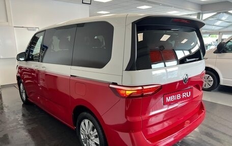 Volkswagen Multivan, 2022 год, 5 500 000 рублей, 5 фотография