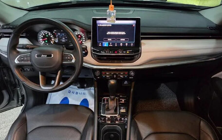 Jeep Compass II, 2022 год, 1 930 000 рублей, 8 фотография