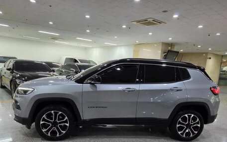 Jeep Compass II, 2022 год, 1 930 000 рублей, 3 фотография