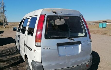 Toyota Lite Ace IV, 1999 год, 450 000 рублей, 4 фотография