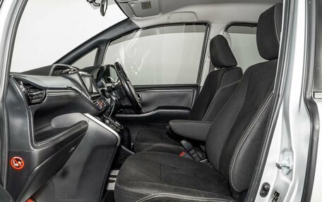 Toyota Esquire I, 2015 год, 1 830 000 рублей, 6 фотография