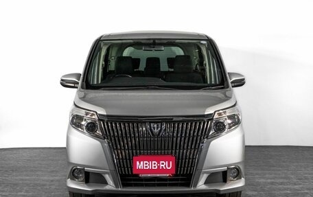 Toyota Esquire I, 2015 год, 1 830 000 рублей, 2 фотография