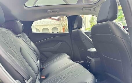 Ford Mustang Mach-E I, 2022 год, 2 300 000 рублей, 11 фотография