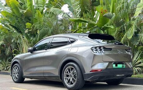 Ford Mustang Mach-E I, 2022 год, 2 300 000 рублей, 4 фотография