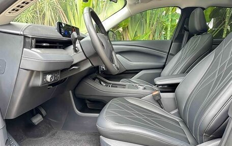 Ford Mustang Mach-E I, 2022 год, 2 300 000 рублей, 9 фотография