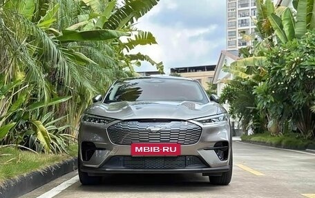 Ford Mustang Mach-E I, 2022 год, 2 300 000 рублей, 2 фотография