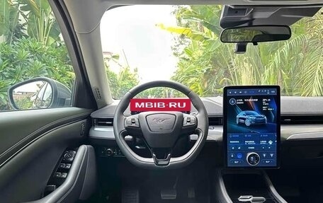 Ford Mustang Mach-E I, 2022 год, 2 300 000 рублей, 7 фотография