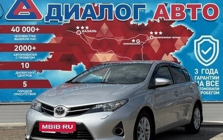 Toyota Auris II, 2013 год, 1 020 000 рублей, 7 фотография