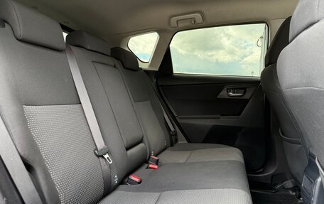 Toyota Auris II, 2013 год, 1 020 000 рублей, 18 фотография