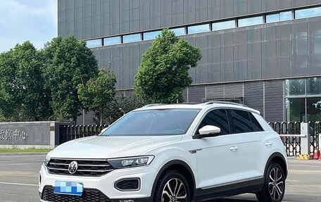 Volkswagen T-Roc I, 2022 год, 1 590 222 рублей, 1 фотография