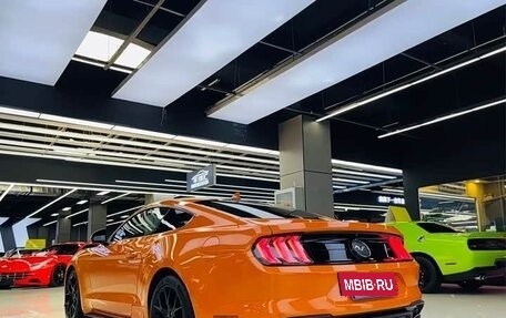 Ford Mustang VI рестайлинг, 2021 год, 3 670 000 рублей, 4 фотография