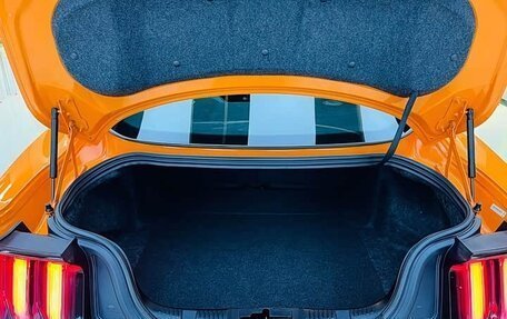 Ford Mustang VI рестайлинг, 2021 год, 3 670 000 рублей, 6 фотография