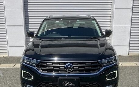 Volkswagen T-Roc I, 2022 год, 1 265 507 рублей, 2 фотография