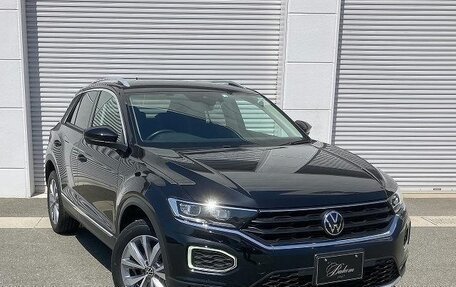 Volkswagen T-Roc I, 2022 год, 1 265 507 рублей, 3 фотография