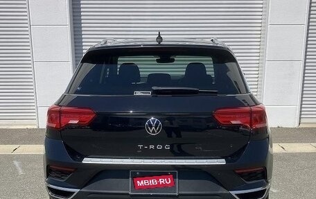 Volkswagen T-Roc I, 2022 год, 1 265 507 рублей, 5 фотография