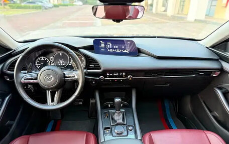 Mazda 3, 2022 год, 1 721 555 рублей, 13 фотография