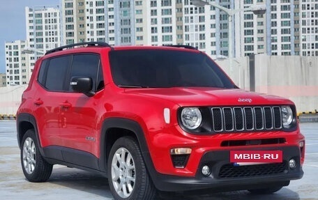 Jeep Renegade I рестайлинг, 2022 год, 1 600 000 рублей, 2 фотография