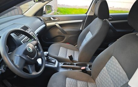 Skoda Octavia, 2012 год, 1 000 000 рублей, 11 фотография