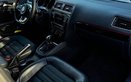 Volkswagen Jetta VI, 2017 год, 2 250 000 рублей, 12 фотография