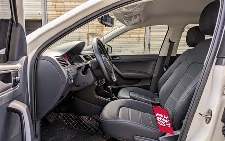 Volkswagen Santana, 2019 год, 1 230 000 рублей, 13 фотография