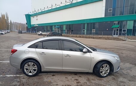 Chevrolet Cruze II, 2011 год, 720 000 рублей, 4 фотография