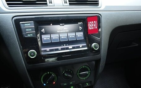 Skoda Rapid I, 2018 год, 1 050 000 рублей, 11 фотография