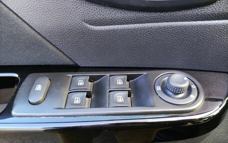 Renault Kaptur I рестайлинг, 2017 год, 1 389 000 рублей, 19 фотография