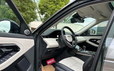 Land Rover Range Rover Evoque II, 2021 год, 2 480 000 рублей, 6 фотография