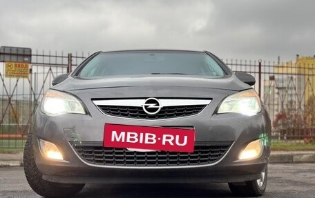 Opel Astra J, 2012 год, 650 000 рублей, 2 фотография