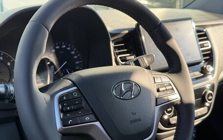 Hyundai Solaris II рестайлинг, 2021 год, 1 550 000 рублей, 17 фотография