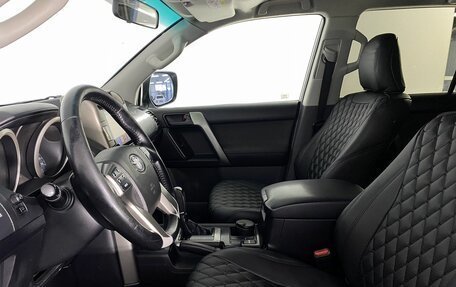 Toyota Land Cruiser Prado 150 рестайлинг 2, 2013 год, 3 080 000 рублей, 11 фотография