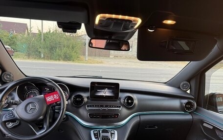 Mercedes-Benz V-Класс, 2019 год, 4 200 000 рублей, 1 фотография