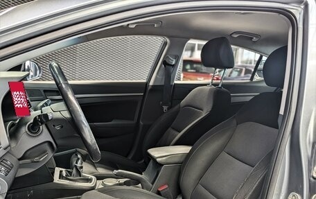 Hyundai Elantra VI рестайлинг, 2017 год, 1 050 000 рублей, 11 фотография