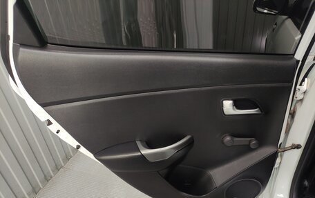 KIA Rio III рестайлинг, 2016 год, 960 000 рублей, 16 фотография