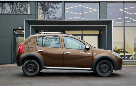 Renault Sandero I, 2013 год, 850 000 рублей, 4 фотография