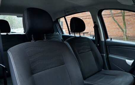 Renault Sandero I, 2013 год, 850 000 рублей, 19 фотография