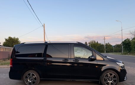 Mercedes-Benz V-Класс, 2019 год, 4 200 000 рублей, 8 фотография