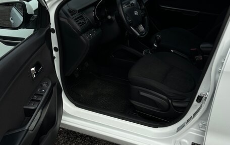 KIA Rio III рестайлинг, 2012 год, 1 050 000 рублей, 22 фотография