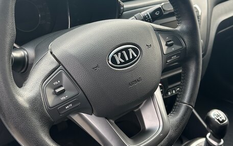 KIA Rio III рестайлинг, 2012 год, 1 050 000 рублей, 34 фотография