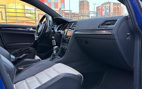 Volkswagen Golf R VII, 2015 год, 2 550 000 рублей, 31 фотография