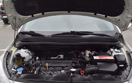 Hyundai Solaris II рестайлинг, 2013 год, 827 000 рублей, 10 фотография