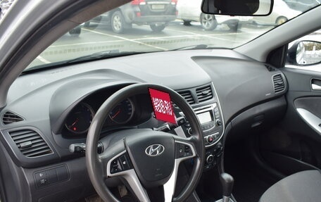 Hyundai Solaris II рестайлинг, 2013 год, 827 000 рублей, 14 фотография