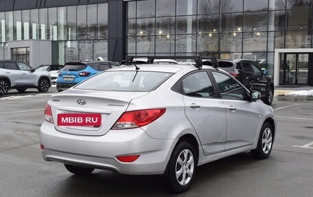 Hyundai Solaris II рестайлинг, 2013 год, 827 000 рублей, 4 фотография