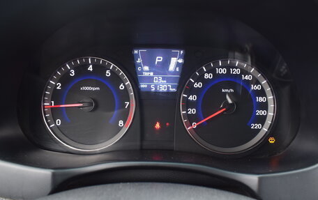 Hyundai Solaris II рестайлинг, 2013 год, 827 000 рублей, 19 фотография