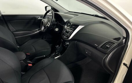 Hyundai Solaris II рестайлинг, 2015 год, 900 000 рублей, 14 фотография